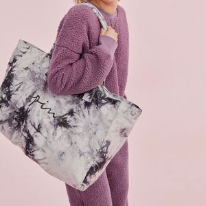 Victoria’s Secret Pink tie dye tote bag